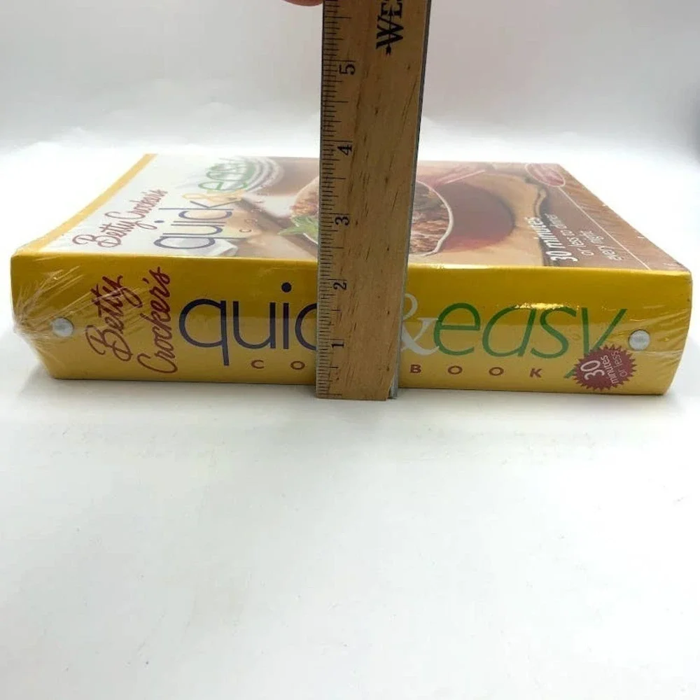 Betty Crocker Quick & Easy Cookbook NIP Dinner